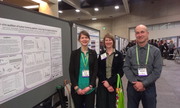 From left: Kadri Toome, Pille Säälik and Tambet Teesalu  at AACR meeting.